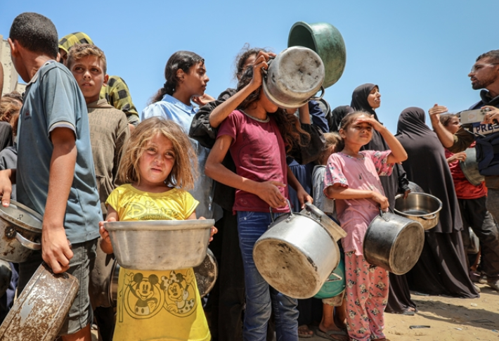 UNRWA Warns Over 1 million Women and Girls in Gaza Face Starvation Amid Blockade
