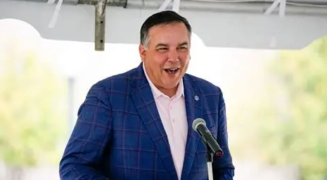 Columbus Mayor Andrew Ginther Named 2025 Public Official of the Year by Governing Magazine