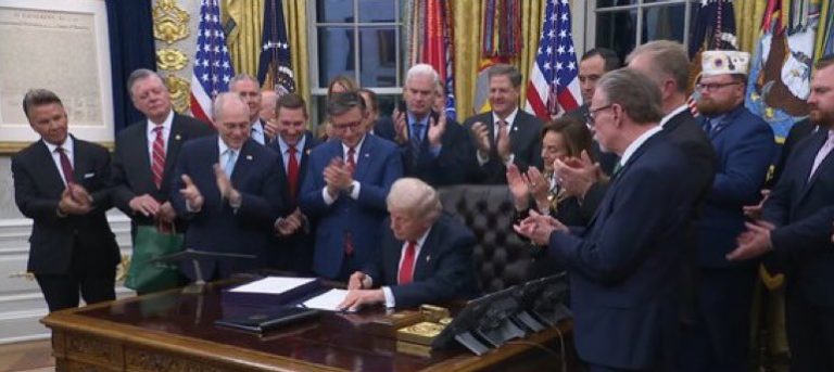 President Trump Signs the Spending Bill to Reopen Government