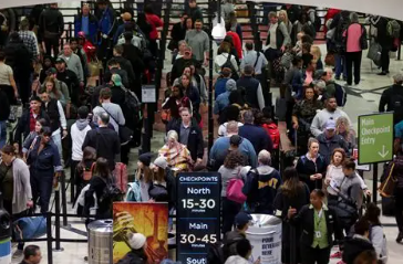 DHS Shutdown Disrupts Airports as TSA Absences Grow and Travelers Face Delays