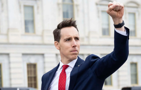 3 Republican Senators Vote Against Party on Health Insurance Amendment