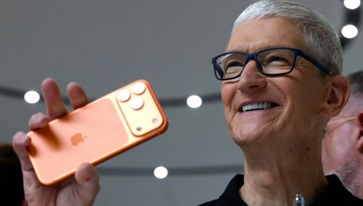 Tim Cook to step down as Apple CEO on September 1st