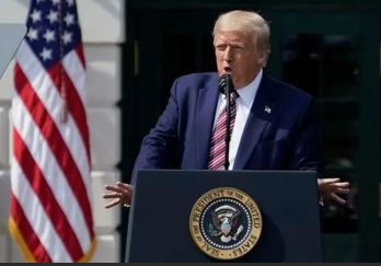 Trump Warns of 50% Tariffs on Countries Supplying Military Weapons to Iran