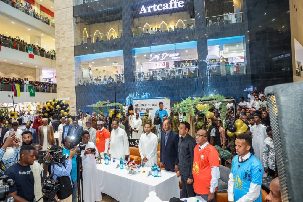 Somali Referee Omar Artan Honored in Kenya After U.S. Entry Denial